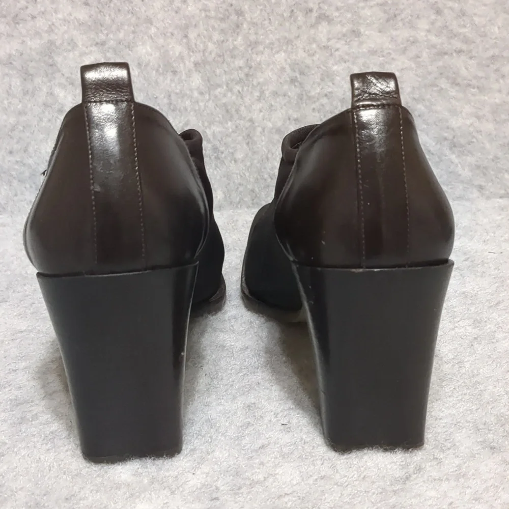 Donald J Pliner Black Chunky Heel 8.5